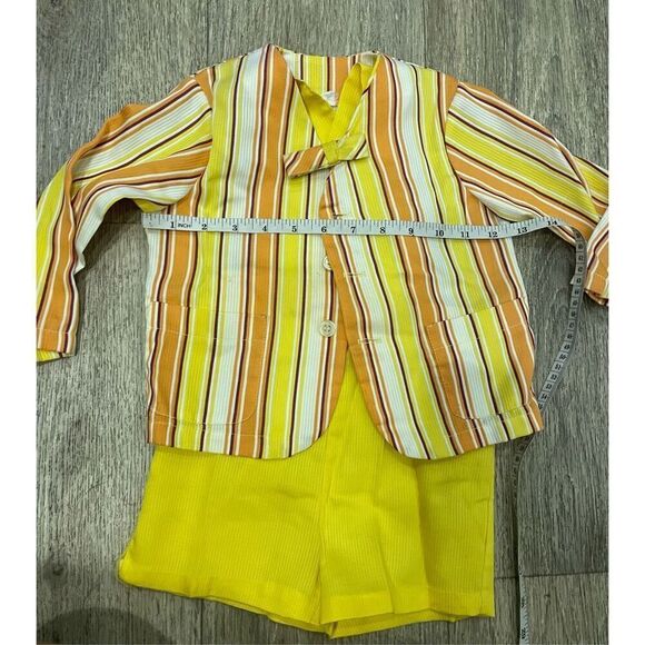 70’s Little Boy Yellow, White, and Orange Overall Shorts Outfit with Jacket Vint - Picture 4 of 10